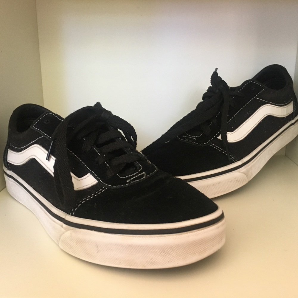Black Vans